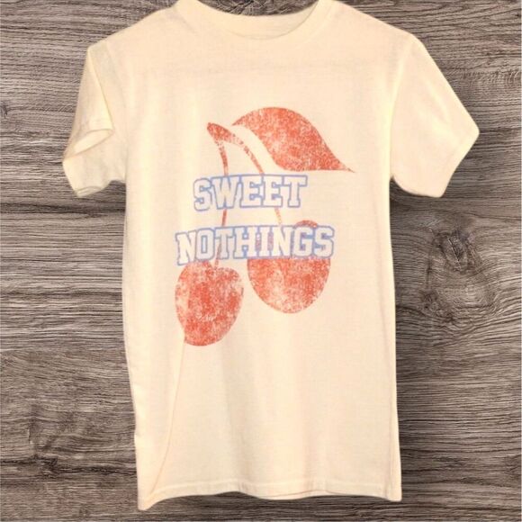 AJ SouthernCharm Vintage-Inspired “Sweet Nothings” Graphic Tee - Picture 2 of 3